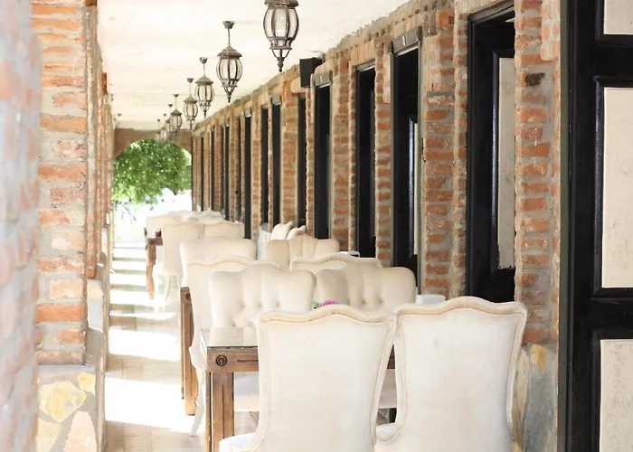 Hotel Antik Manastir Butik Edremit (Balikesir)